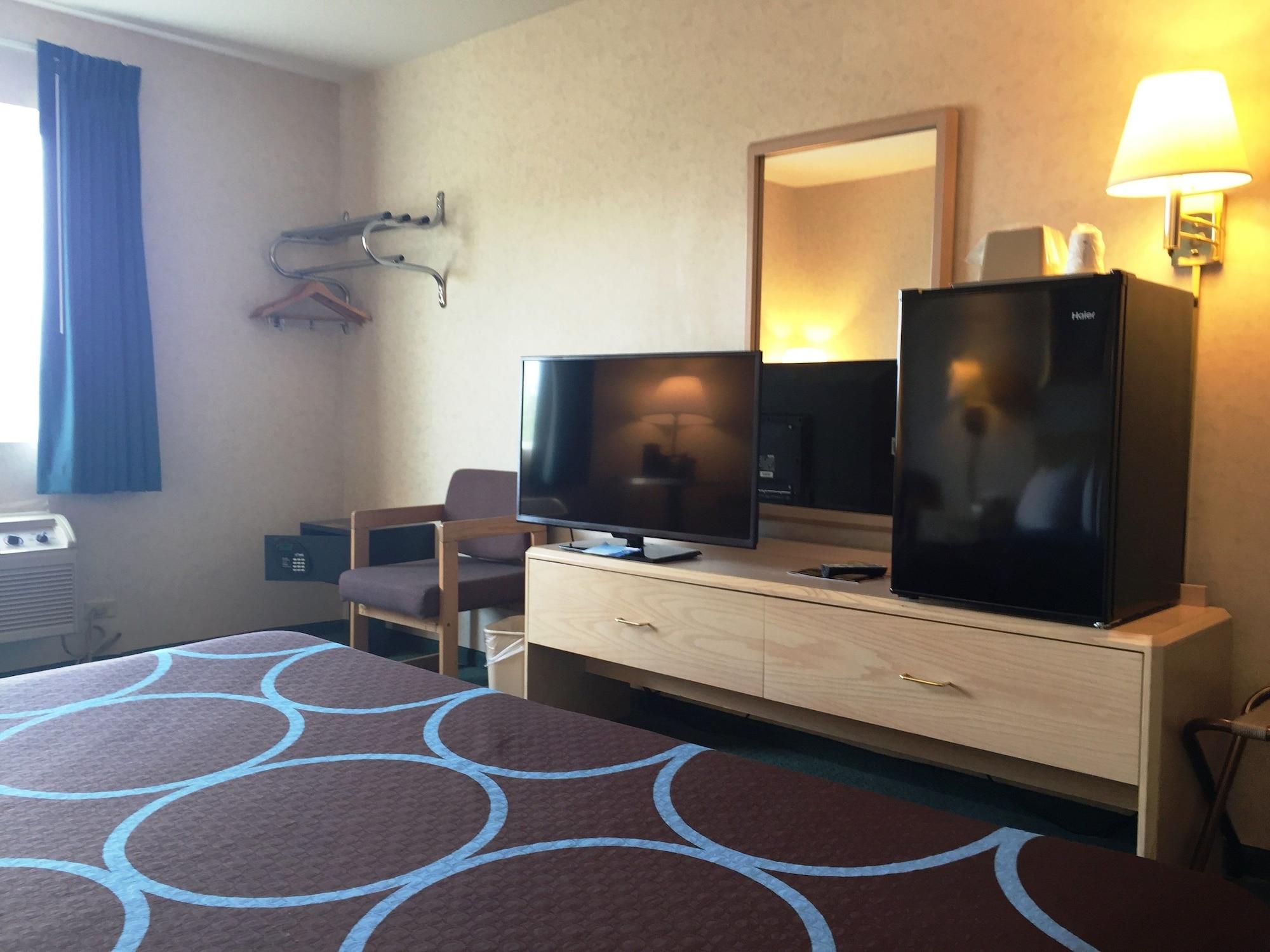 Super 8 By Wyndham Canandaigua Buitenkant foto